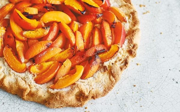 Apricot & amaretti crostata