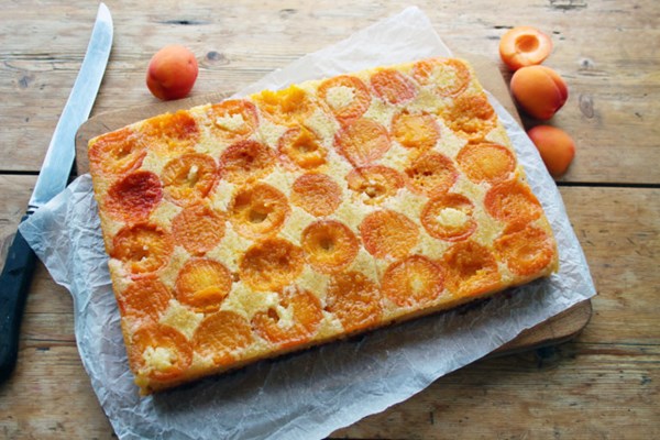 Apricot, almond and polenta upside down traybake