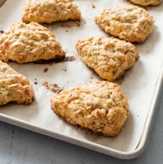 Apricot-almond oatmeal scones