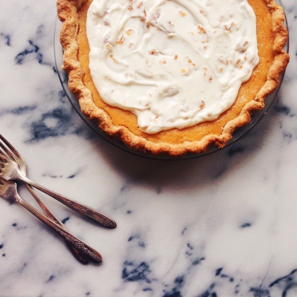 Apricot buttermilk pie