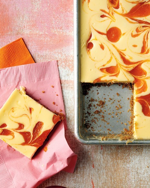 Apricot cheesecake bars