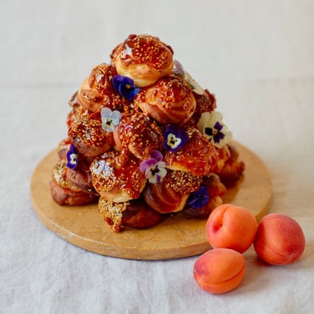 Apricot croquembouche