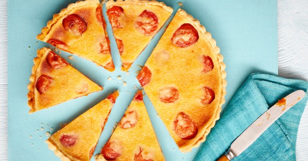 Apricot custard tart