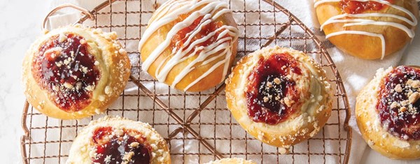 Apricot-filled kolaches with lemon glaze