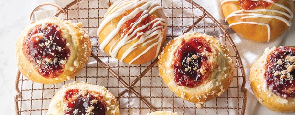 Apricot-filled kolaches with lemon glaze