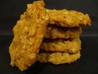Apricot ginger oat biscuits