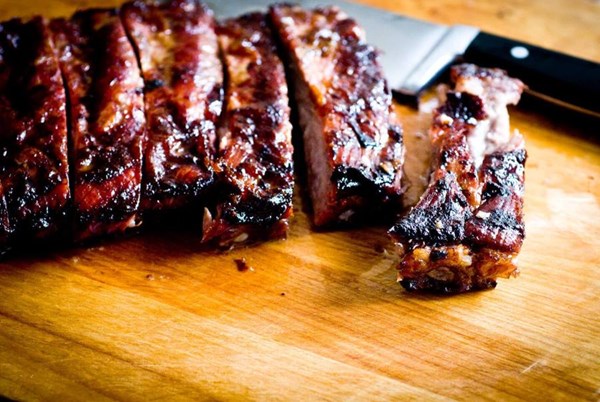 Apricot glazed ribs
