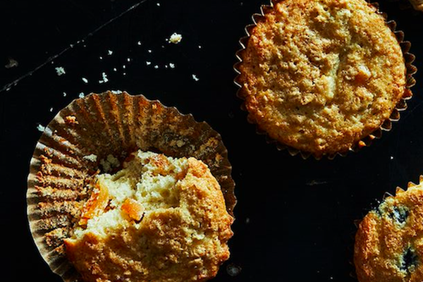 Apricot oat muffins
