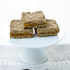Apricot oat slices
