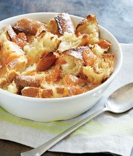 Apricot-orange bread pudding