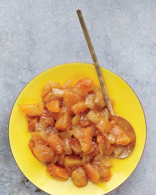 Apricot-orange chutney