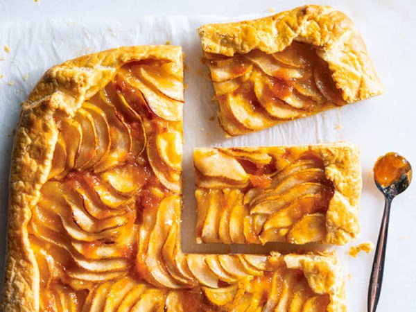 Apricot-pear galette