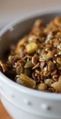 Apricot pistachio granola