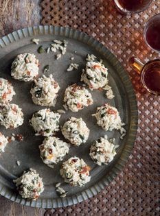 Apricot, sesame & barley malt balls (Tsampa)