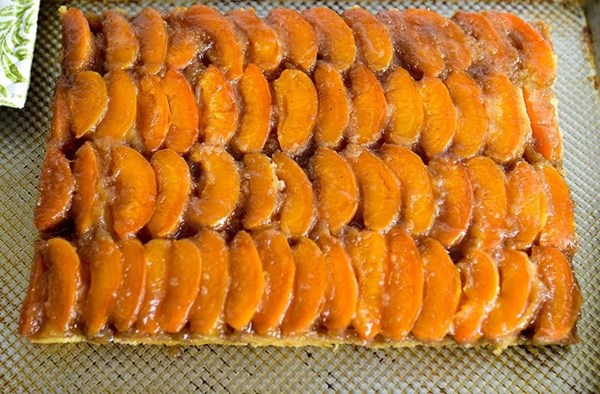 Apricot upside-down cake