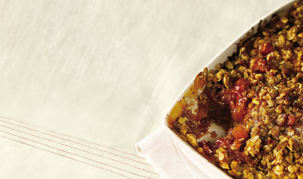 Apricot-walnut crisp
