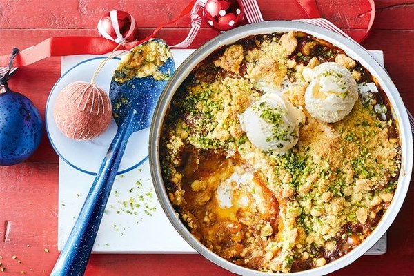 Apricot, white chocolate & cardamom crumble