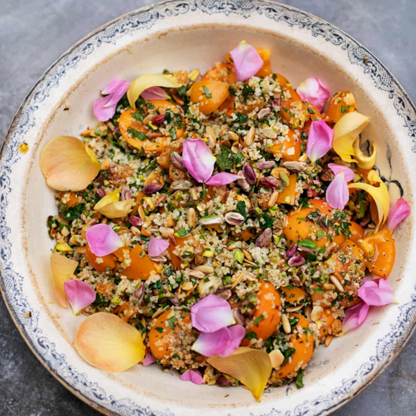 Apricots, bulgur and mint