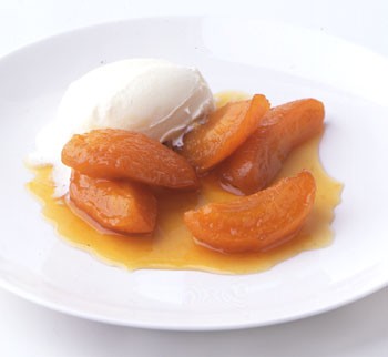 Apricots in caramel Cognac sauce