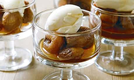 Apricots, tea, mascarpone