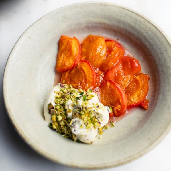 Apricots with pistachio creme fraiche
