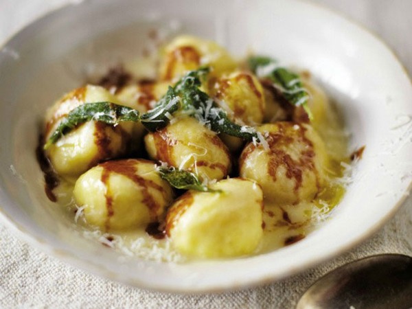 April Bloomfield's ricotta gnudi (Cook the Book)