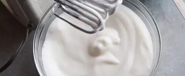 Aquafaba whipped cream
