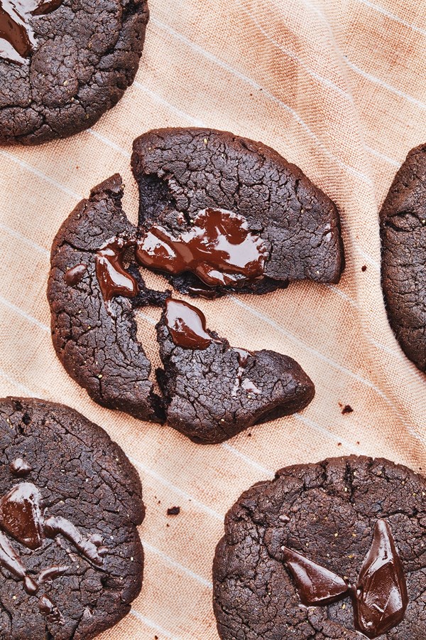Aran's double chocolate & buckwheat cookies