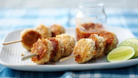 Arbroath smokie cakes with chilli jam