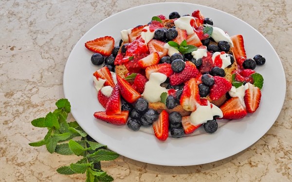 Armando’s panettone with berries