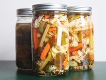 Armenian pickled vegetables 