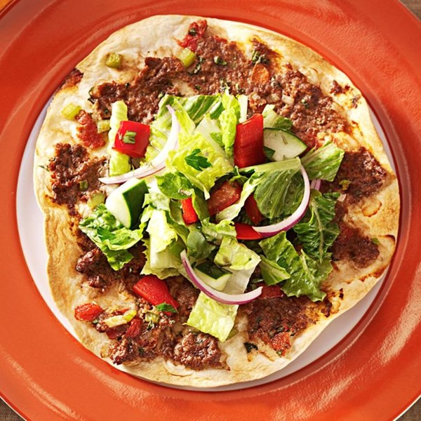 Armenian pizza (Lahmajoon)