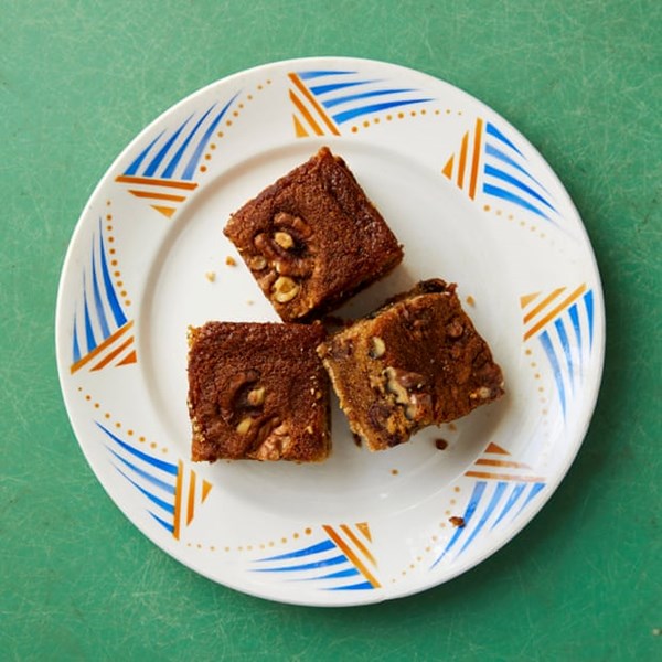 Armenian spice cake