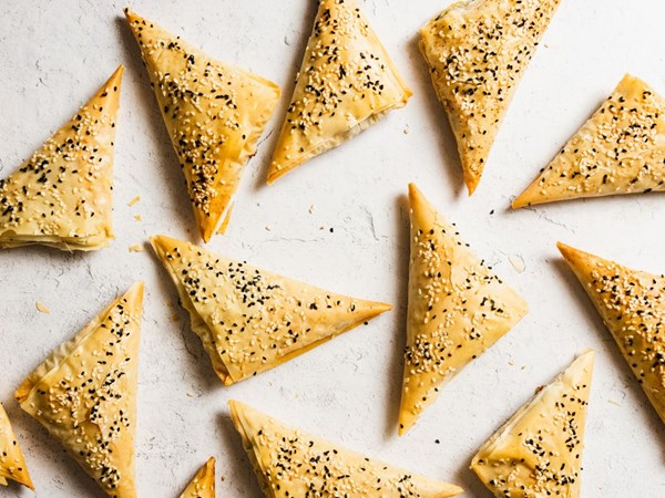 Armenian spinach and cheese turnovers (Borek)