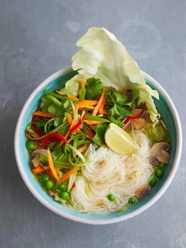 Aromatic veg broth with rice noodles, five-spice & coriander 
