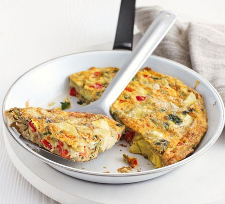 Artichoke & roasted pepper soufflé omelette