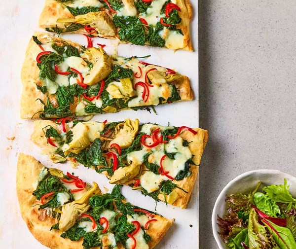 Artichoke & spinach pizza