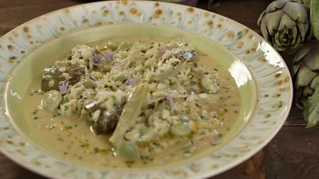 Artichoke and broad bean risotto