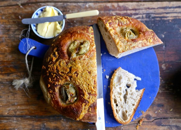 Artichoke and Gruyere large loaf