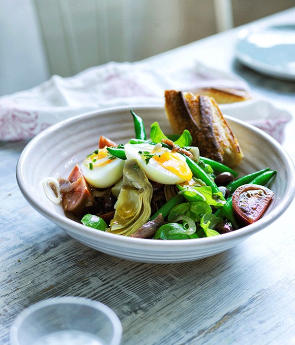 Artichoke Niçoise salad