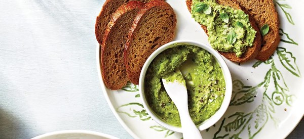 Artichoke pesto spread