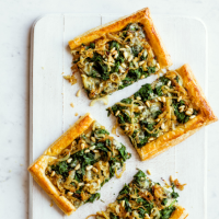 Artichoke, spinach and Stilton tart