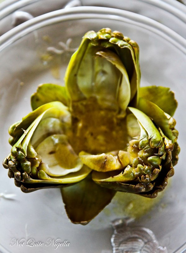 Artichokes with vinaigrette