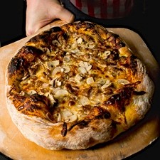 Artisan no-knead pizza crust