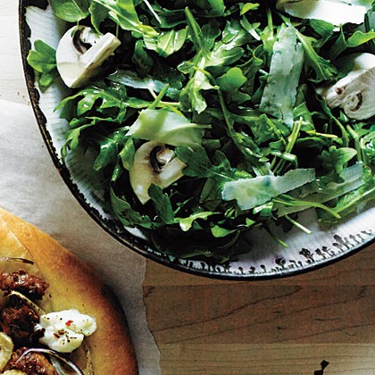 Arugula and mushroom salad