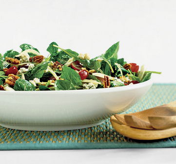 Arugula salad with figs, prosciutto, walnuts, and Parmesan