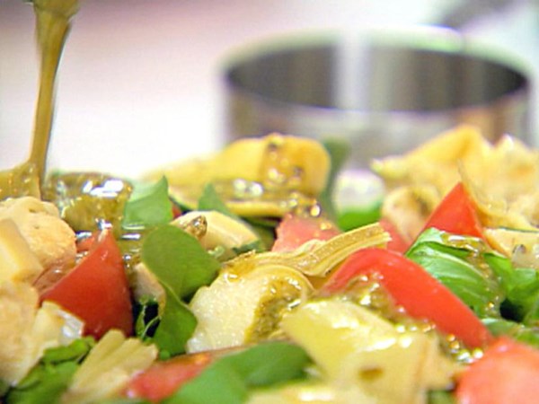 Arugula salad with pesto vinaigrette