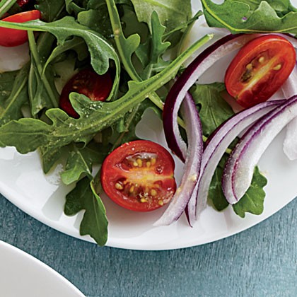 Arugula-tomato salad