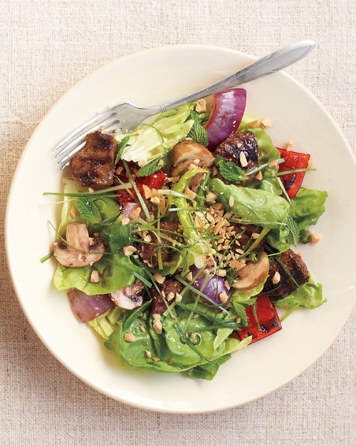 Asian-style grilled beef salad
