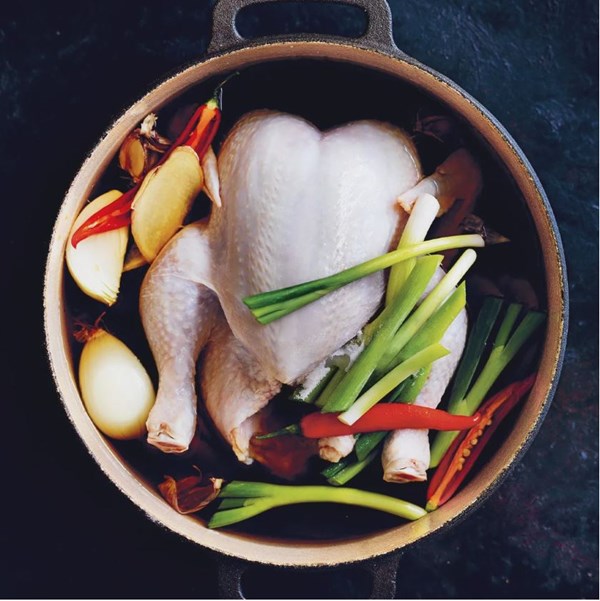 Asian-style poached chicken